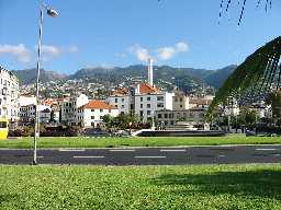 Bild: Funchal; Blick von Hafenpromenade