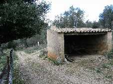 Abzweig an der offenen Hütte