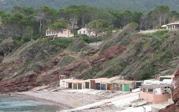 Port d'es Canonge mit seinem kleinen Hafen